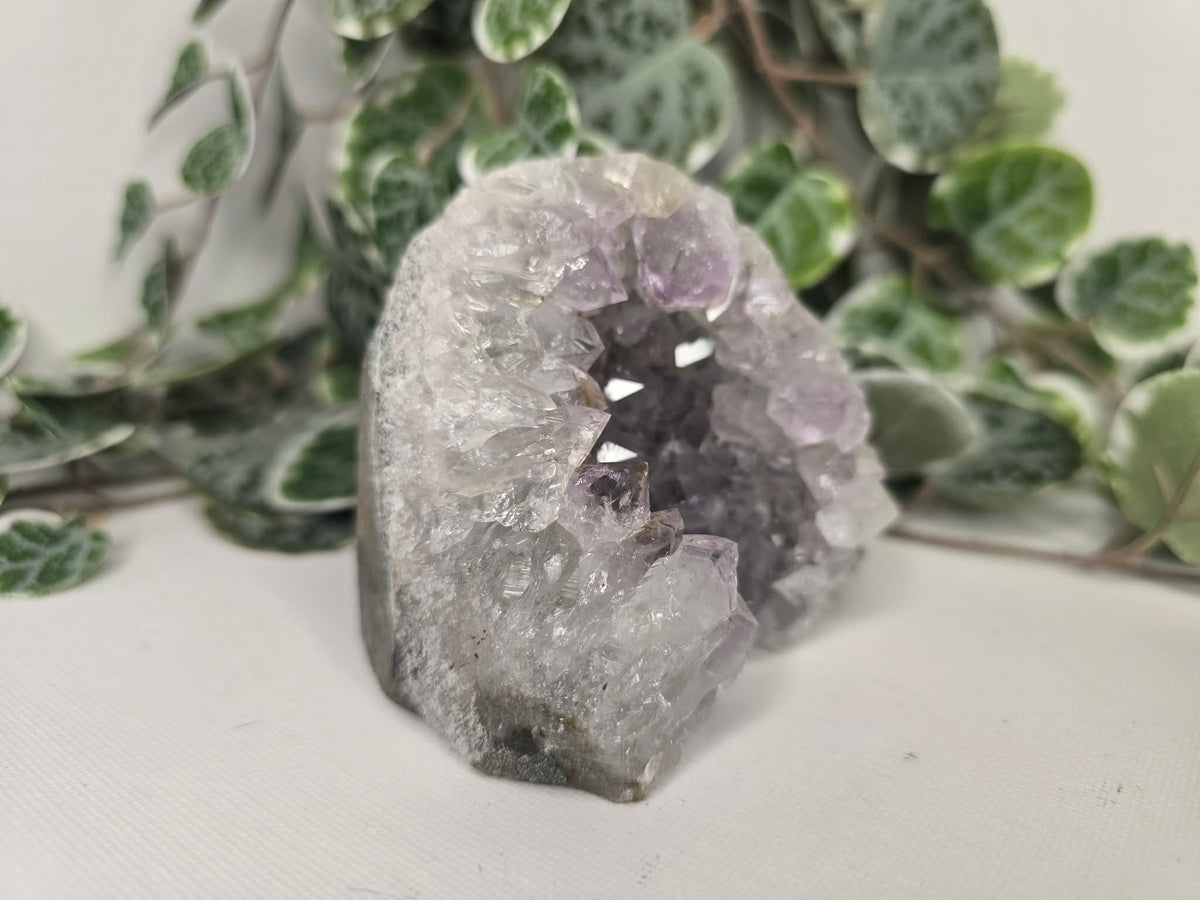 Amethyst Cut Base 509g