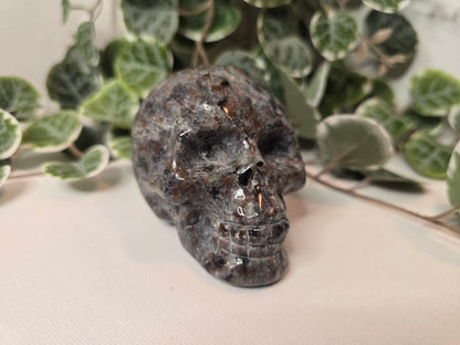 UV-Reactive Yooperlite Crystal Skull – 361g