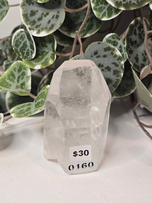 Quartz Crystal 186g