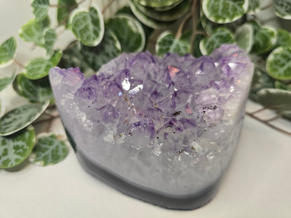 Amethyst Free Form 914g