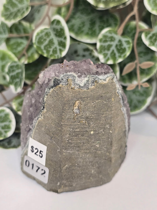 Amethyst Cut Base 378g
