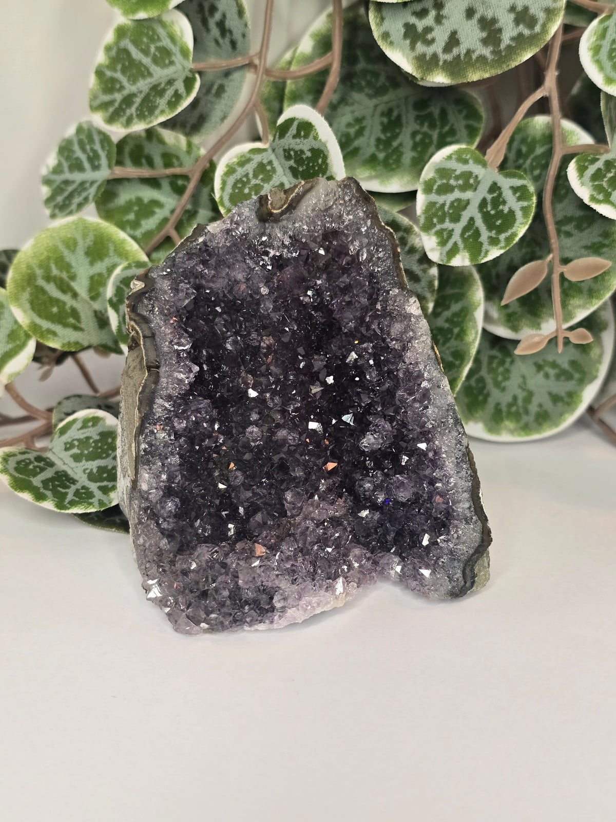 Amethyst Cut Base 261g