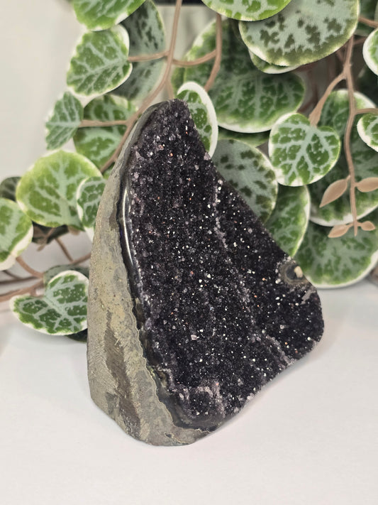 Black Amethyst Cut Base 340g
