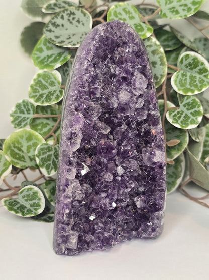 Amethyst Cut Base 892g