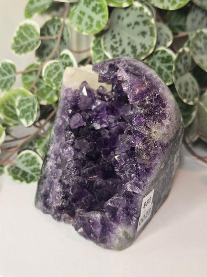 Amethyst Cut Base 1.05kg