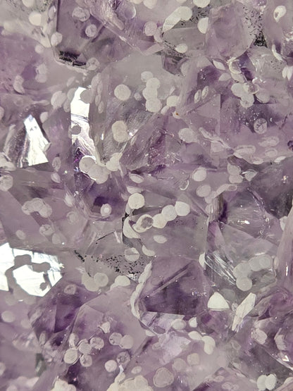 Amethyst Cut Base 405g