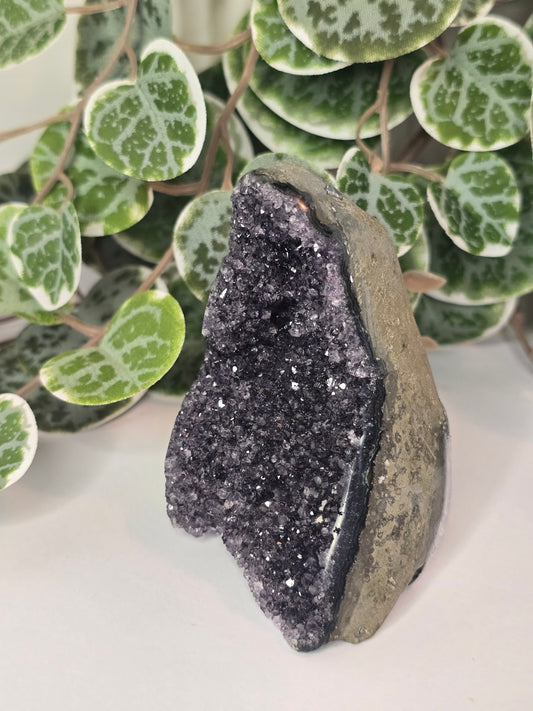 Black Amethyst Cut Base 268g