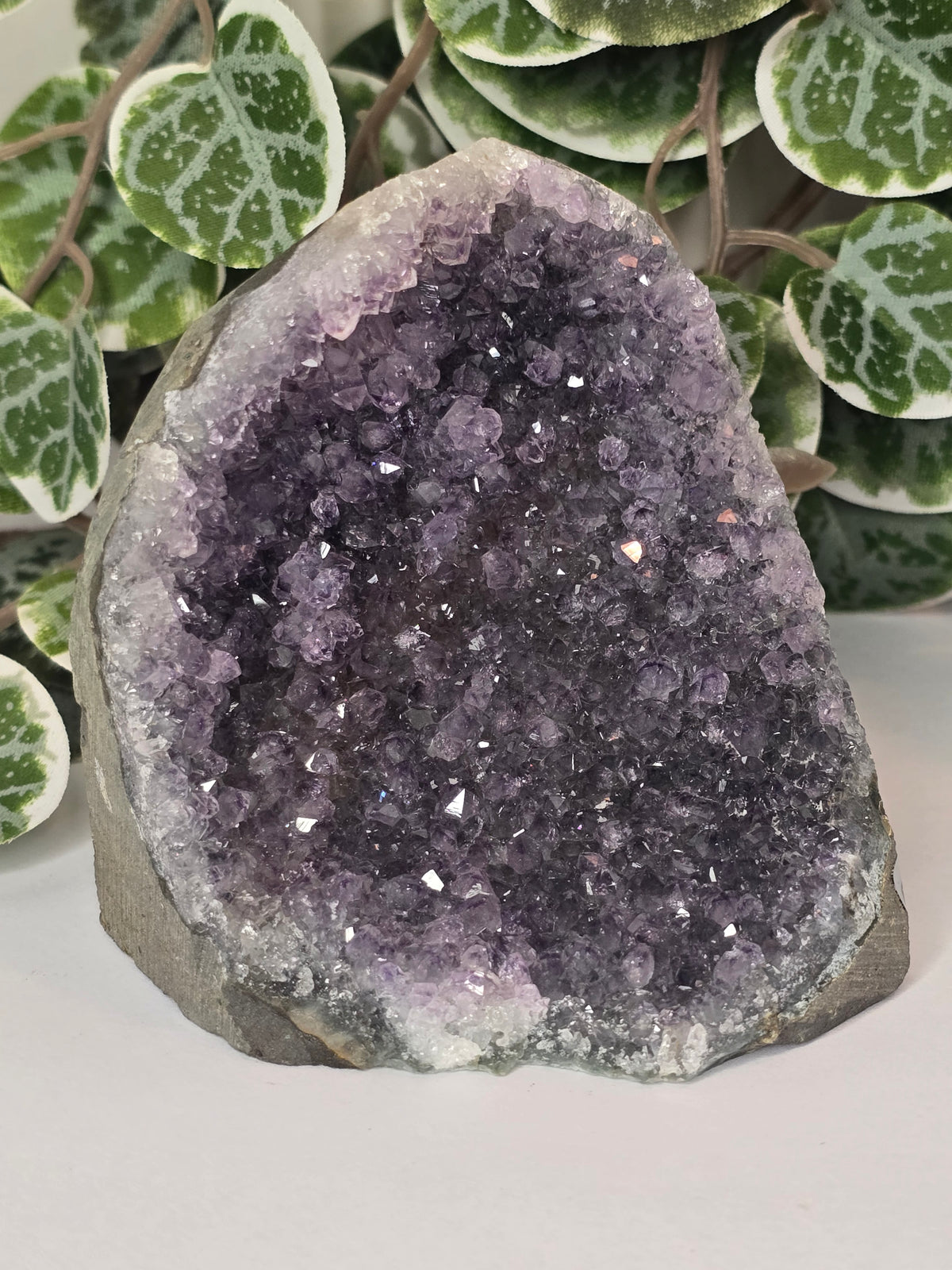 Amethyst Cut Base 379g