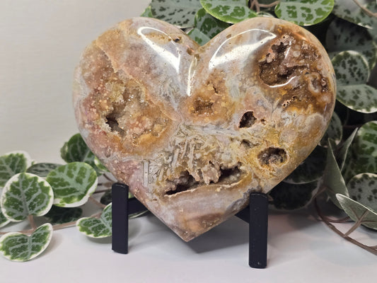 Pink Amethyst Heart with Stand 545g