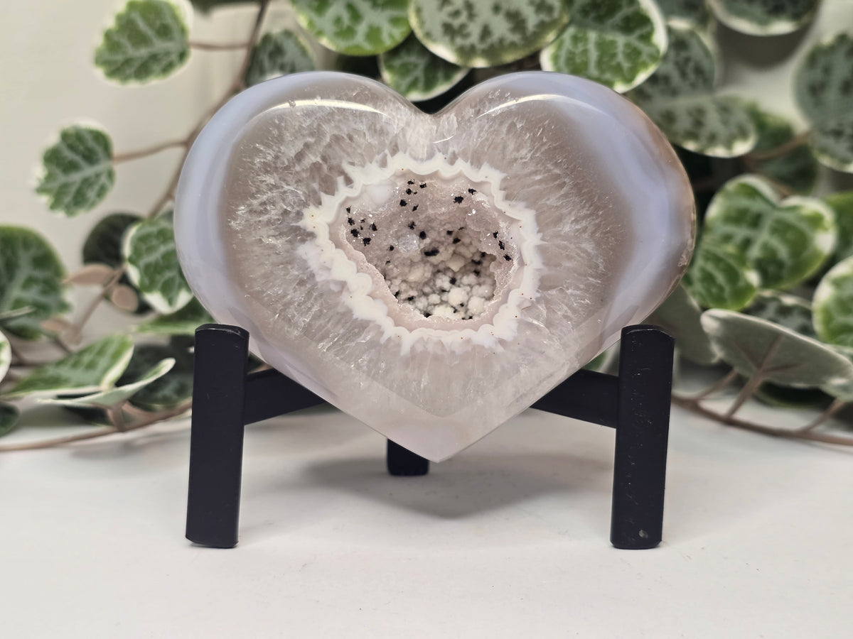 Agate Carved Heart 248g