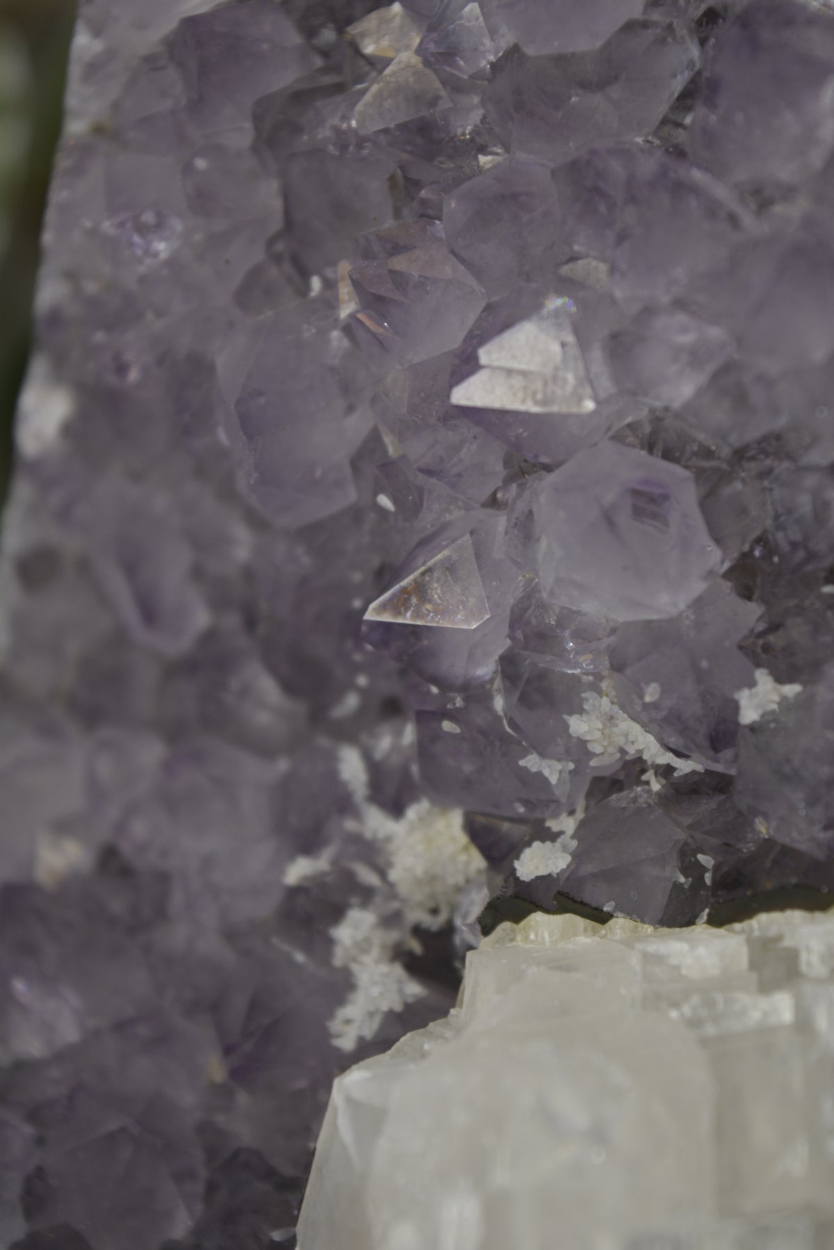 Amethyst Cut Base 1.48kg