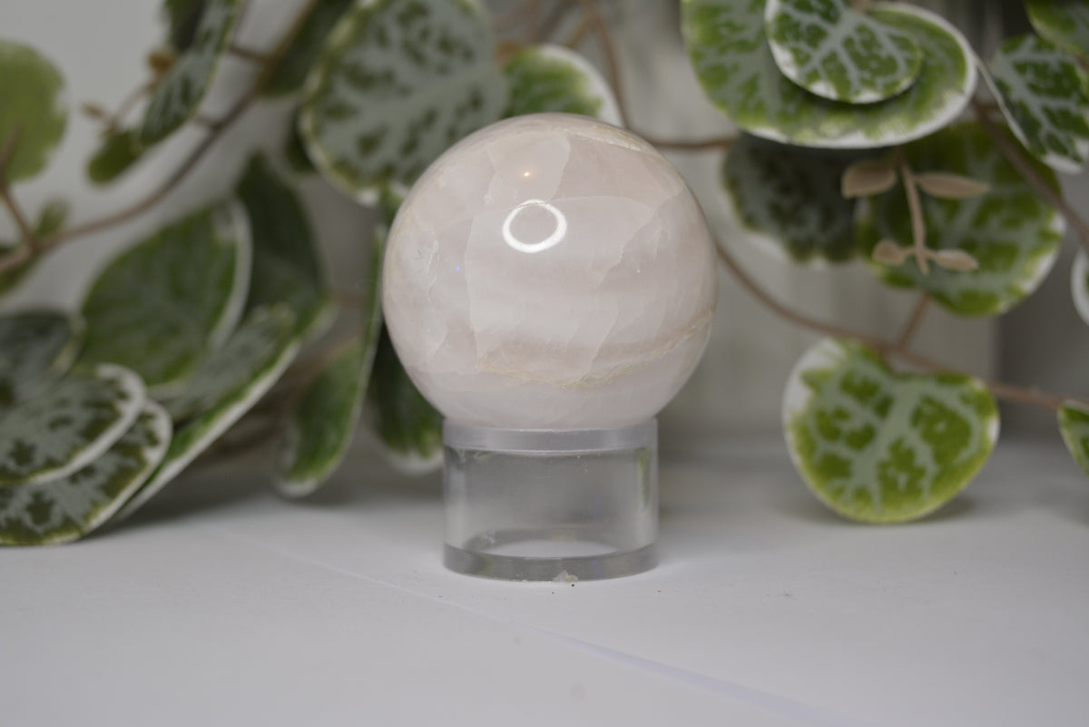 Rose Quartz Sphere 141g