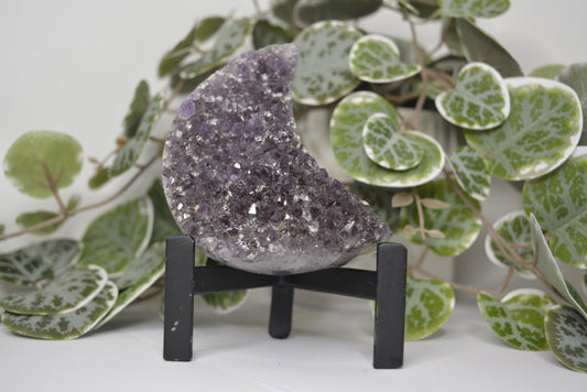 Amethyst Free Form Cluster - Moon 221g