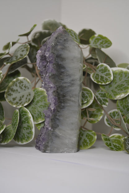 Amethyst Cut Base 528g