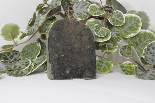 Black Amethyst Cut Base 370g